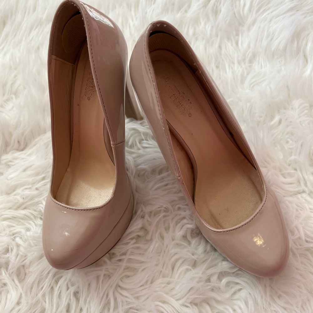 Charlotte Russe platform heels size 6